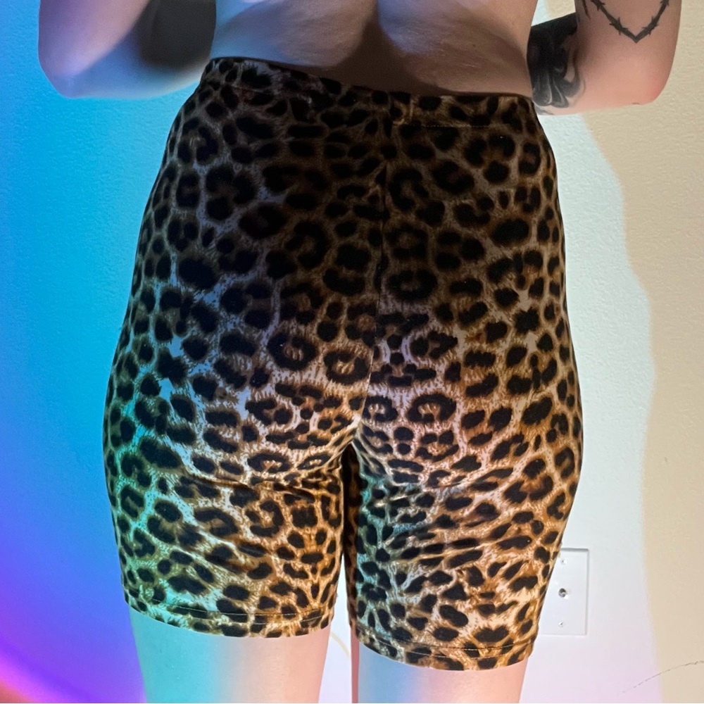 biker shorts